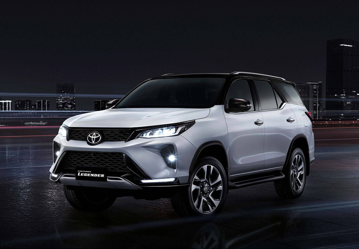 Fortuner Legendar