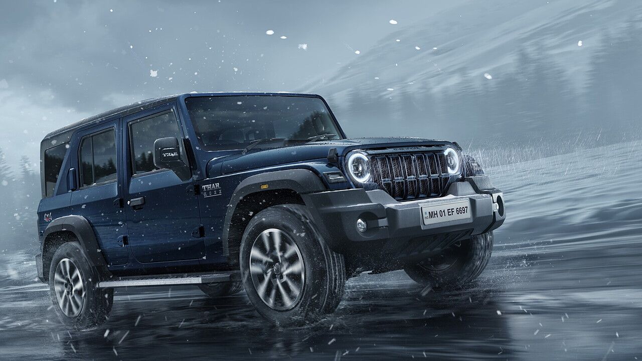 Thar Roxx automatic sunroof